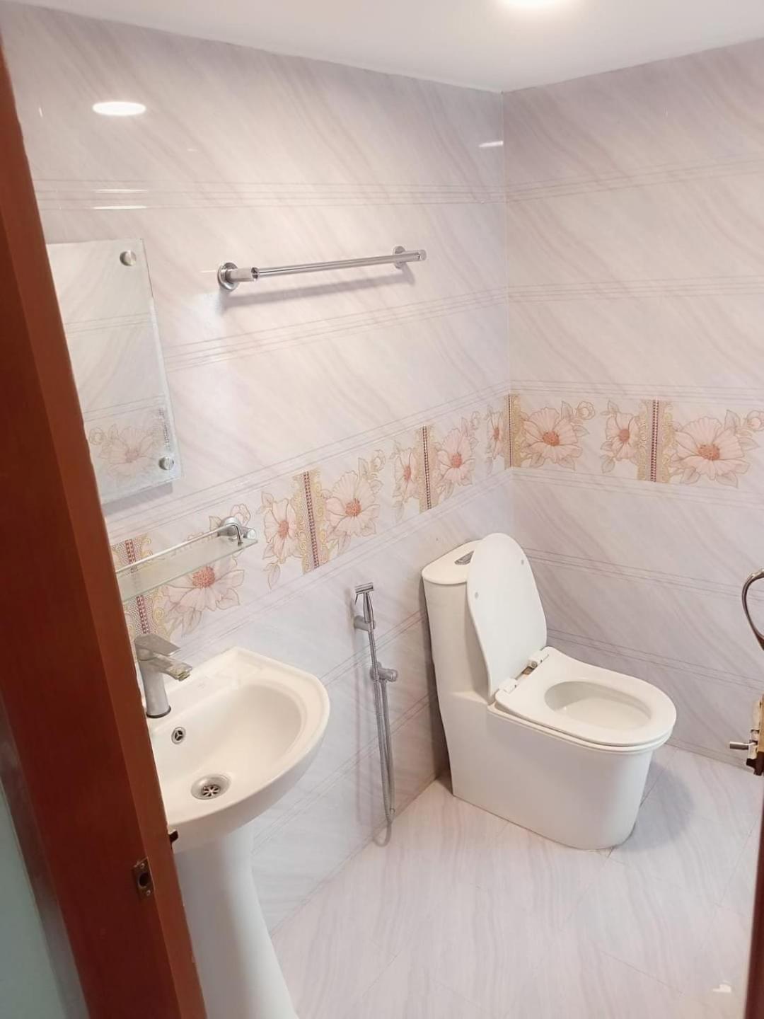 Rose Garden Guest House Khulna Ngoại thất bức ảnh